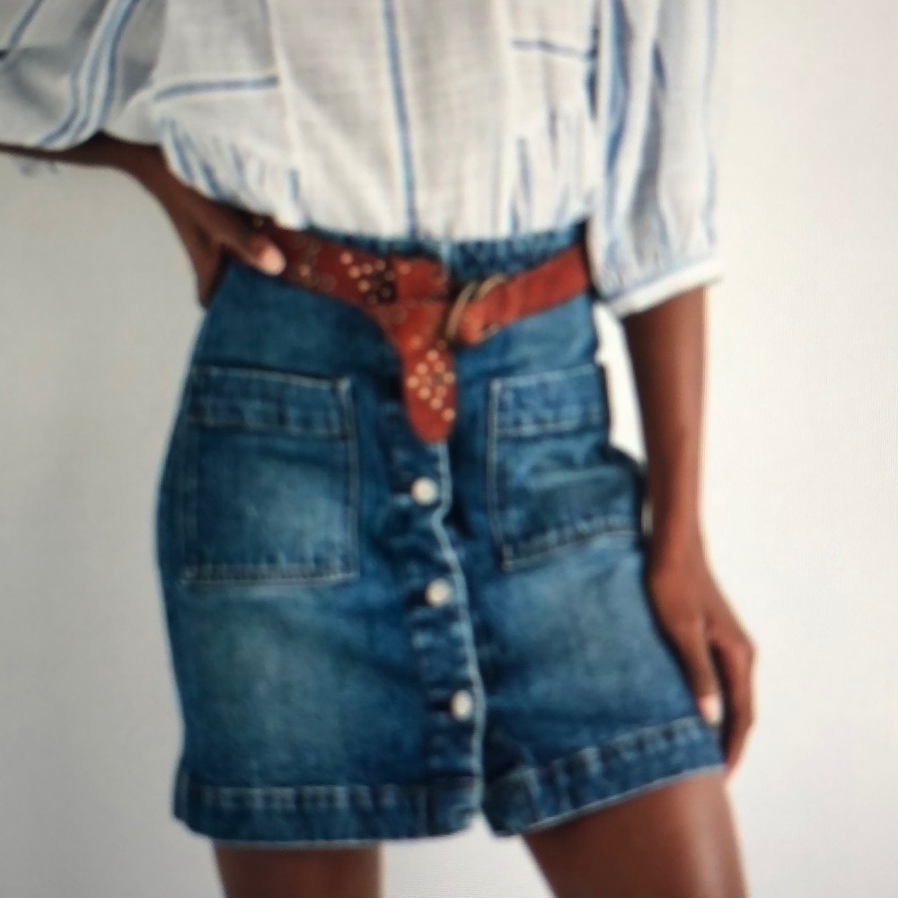 Gorgeous denim skirt